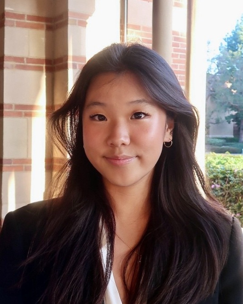 Headshot — Alice Lee